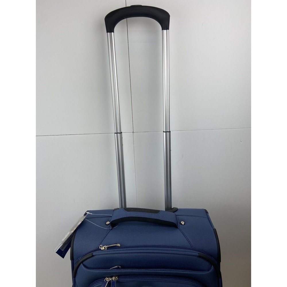 Travelpro Walkabout 5 21" 2-Wheel Expandable Softside Carry-On Suitcase Luggage - Picture 7 of 8